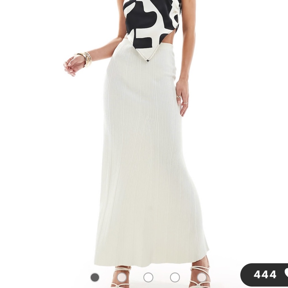 4th & Reckless Petite knit ribbed fishtail maxi skirt in cream